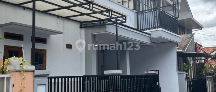 For Sale Well-Maintained Minimalist House in Padasuka, Near Saung Angklung Udjo Bandung 1