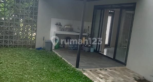 House for Sale in Kota Baru Parahyangan Hook Semi Furnished 1