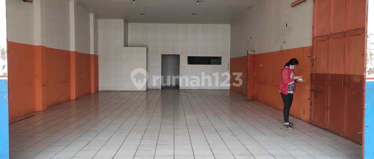Shop House for Rent on Jl Raya Padalarang, Strategic Location 1