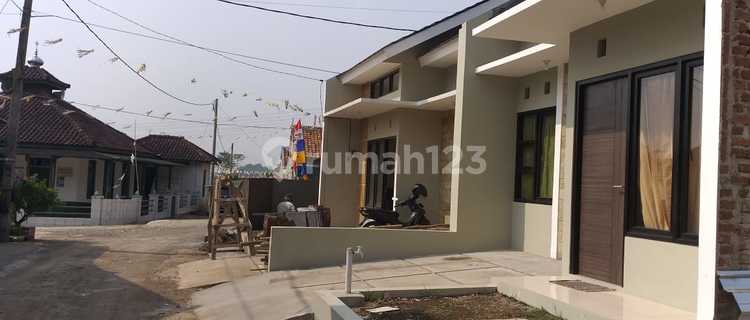 Rumah Dijual di Komp Griya Asri Bandung Baru Siap Huni 1