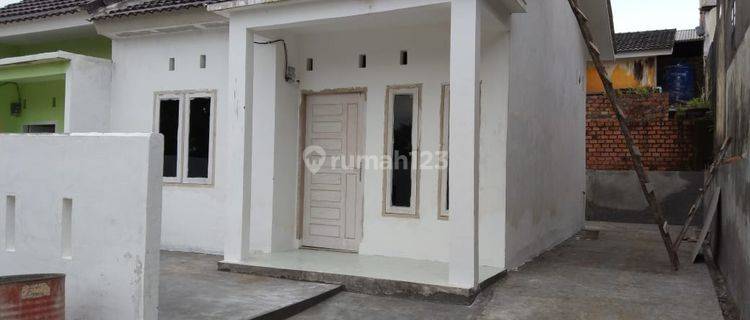 Rumah di jual Cepat. Gratis pagar dan AC. Muara enim 1