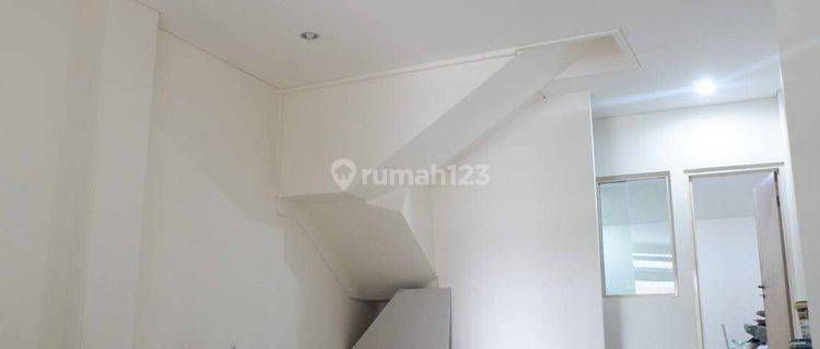 Disewakan Ruko Di Mampang Lokasi Strategis Pd011932 1