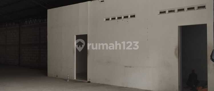 Disewakan Gudang Siap Pakai di Jl. Simongan Raya Semarang 1