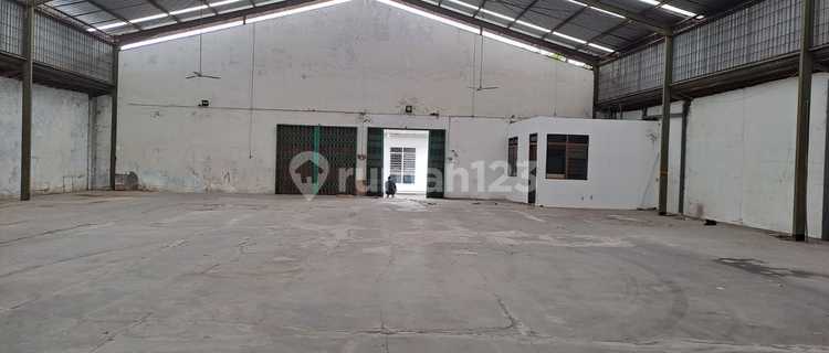 Gudang Bagus Siap Pakai Dekat Kawasan Industri Ada Kantor di Daerah Semarang Barat 1