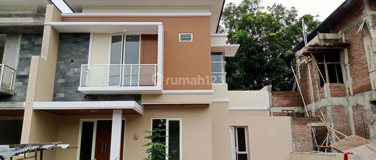 Rumah mewah 2 lantai siap huni Utara RSUD Prambanan , hanya 100m dari jl raya Prambanan Piyungan  1