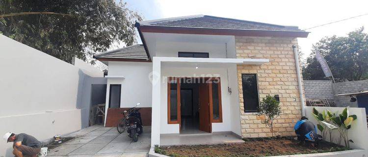 Rumah cantik dlm cluster minimalis di Sidoarum dekat jl Godean km 7 1