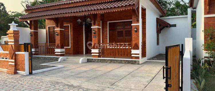 Rumah joglo murah dlm cluster strategis di wilayah wisata Prambanan dekat jln Jogja solo  1