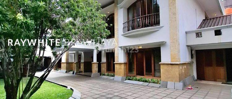 Disewakan Rumah Mewah Lingkungan Tenang Area Sriwijaya Kebayoran Baru 1