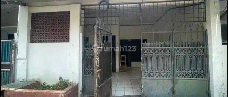 RUMAH 1.75LT LUAS 6X17M² DI JELAMBAR 1