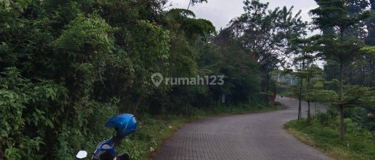 Dijual Tanah Seluas 2.225 m² di Cipaku Bandung 1