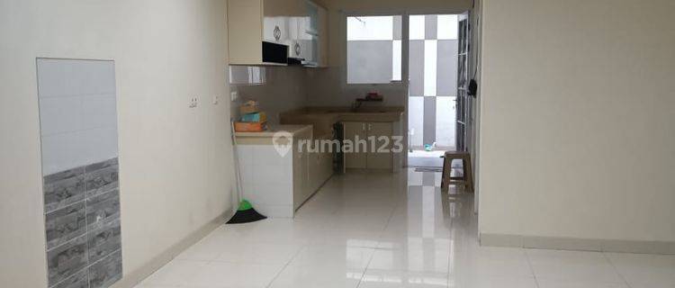 Rumah Dijual Minimalis Modern Siap Huni di Pasirluyu Mainroad 1