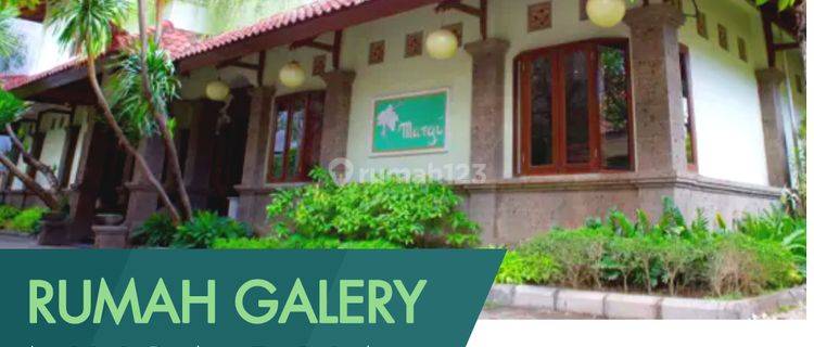 Selling Bonus House and Spacious Gallery Land in Nusa Dua 1