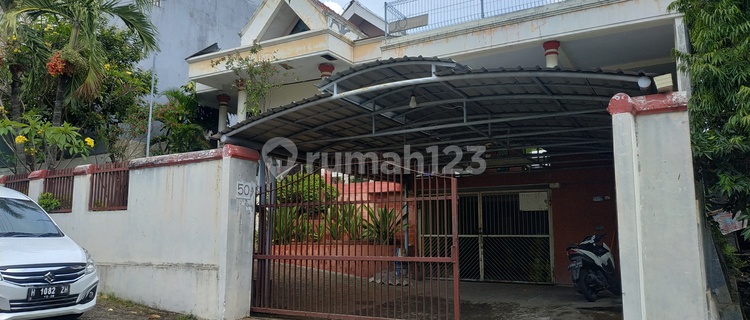 Comfortable house on Jl. Cinde Semarang 1