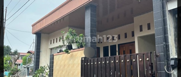 Rumah Tengah Kota di Jl Wiroto Krobokan Semarang Barat 1