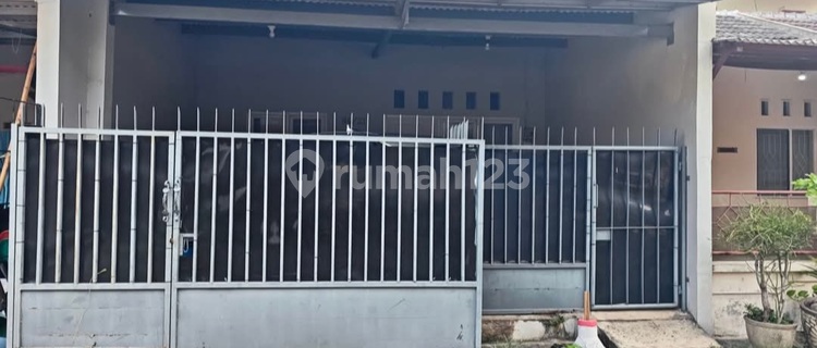 Ready-to-Occupy House in Plamongan Indah, Plamongansari, Pedurungan, Semarang 1