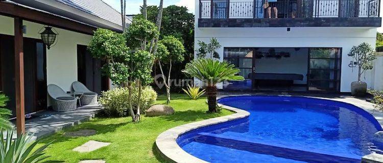 Stunning Spacious Modern Villa In Berawa Canggu 1