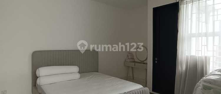 Affordable House for Sale in the Middle Hook of Royal Batam Centre 1