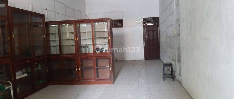 Dijual Rumah Pinggir Jalan Raya Di Hayam Wuruk, Banjarsari Solo 1