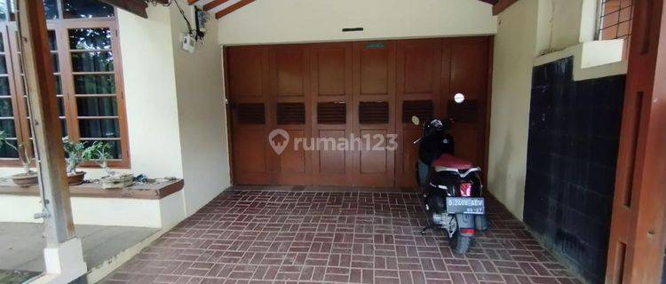 Dijual Rumah Semi Furnished Siap Huni Lokasi Bagus di Gunung Batu Bandung 1