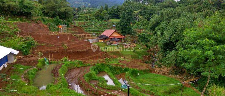 Tanah murah ada villa lokasi strategis view lepas DiCijeruk 1