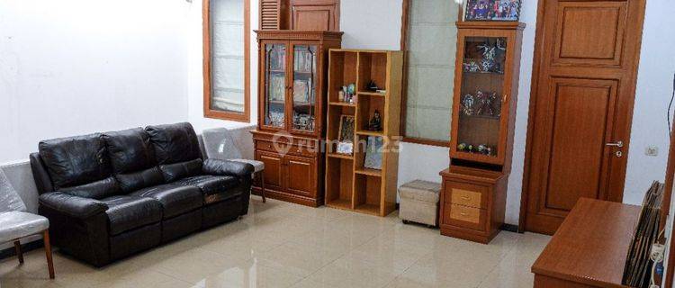 Jual Rumah Siap Huni Pusat Kota Mainroud Jalan Naripan Bandung 1