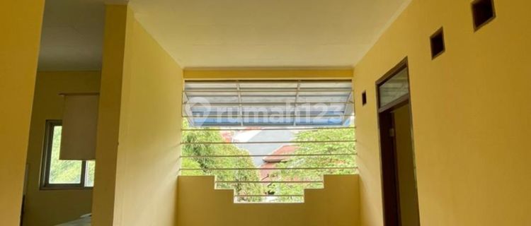 Selling Cheap Ready to Occupy 11 Bedroom Boarding House in Setra Duta Bandung 1