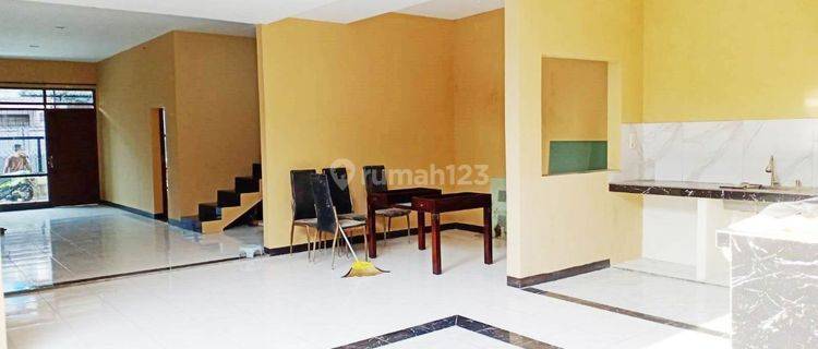 Rumah Minimalis Modern Terawat Di Taman Holis Indah Bandung 1