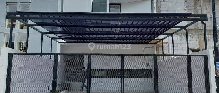 Rumah Mewah 2 Lantai Modern Di Jalan Kaliurang 1