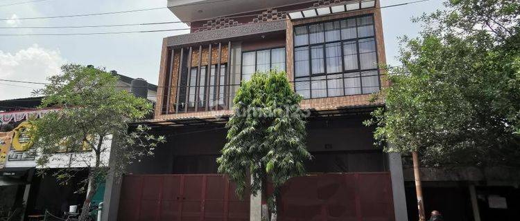 Tempat usaha di pusat kota dekat stasiun hotel dan pertokoan 1
