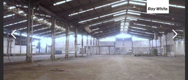 Pabrik di Kawasan Akong Sepatan, Tangerang 6.500 m Bagus SHM 1