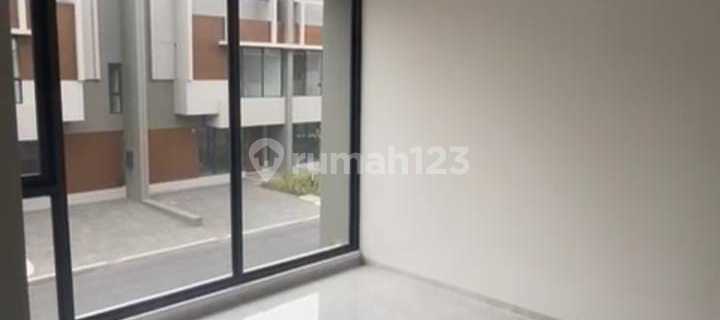 Di Sewakan Rumah Cluster Briza Summarecon Tangerang (Anis) 1