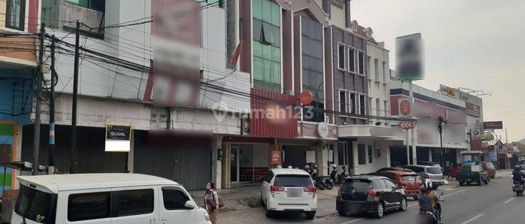 Ruko 3,5 Lantai Jalan Ahmad Yani Depan Ccm 1