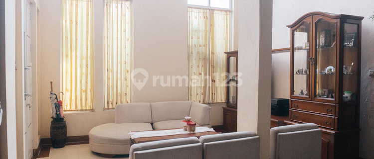 For Sale Ready-to-Occupy Affordable House in Metland Menteng Housing, Cakung, East Jakarta 1