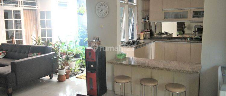 Rumah Hook Full Furnished Nempel Galaxy,jakasetia,bekasi Selatan. 1