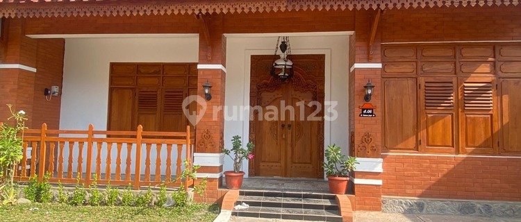 Omah Joglo Asri Dekat Jogja Kota, Cuma 500 Jutaan SHM PBG! 1