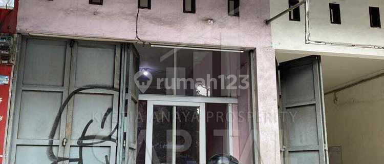Ready-to-Use 2-Story Business Ruko with Strategic Location in Buah Batu, Bandung 1