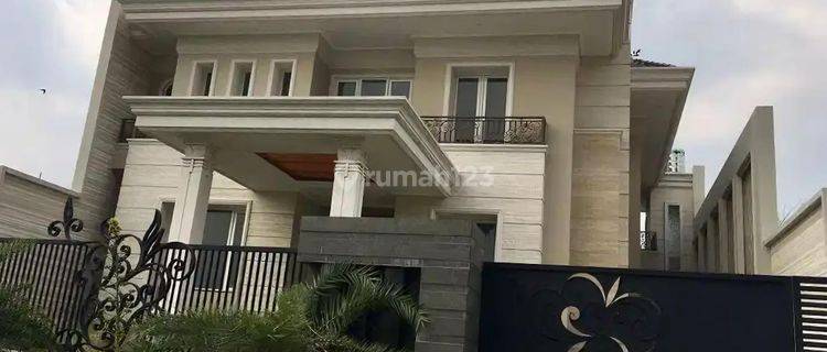 Rumah 2 Lantai Bagus SHM di Citraland Delta Golf Siap Huni  1