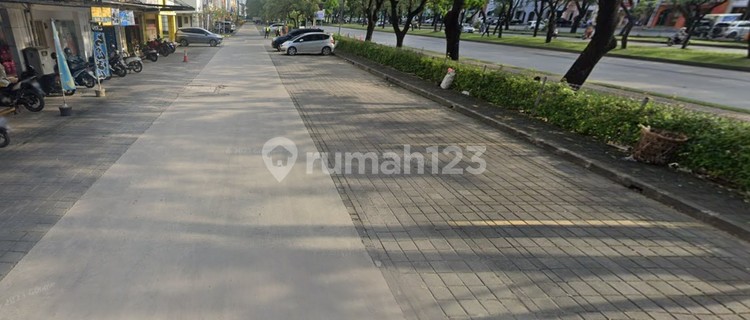 FOR RENT 2-STORY SHOPHOUSE ON MAIN ROAD NEAR KAWASA GATE 1