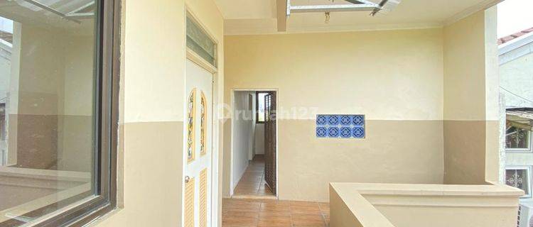 Disewakan Rumah 2 Lantai Full Furnis Area Lippo Cikarang  1