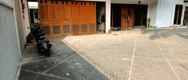 big House at Kemang Jakarta Selatan  1