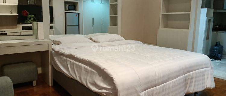 Park Royale Studio 34 M, Ff, Minimalis, Very Strategic Location At Cbd Area 1