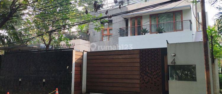 Rumah Mewah Siap Huni JL Dukuh Patra Menteng Dalam Tebet 1