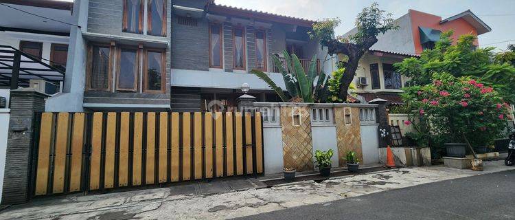 Rumah 3 Lantai Dekat Scbd Jl Cibitung Petogogan Kebayoran Baru 1