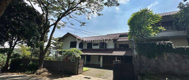 Rumah 3 Lantai Bagus Dan Besar Lt.1060m²lb.400 m² Furnished06.24 1