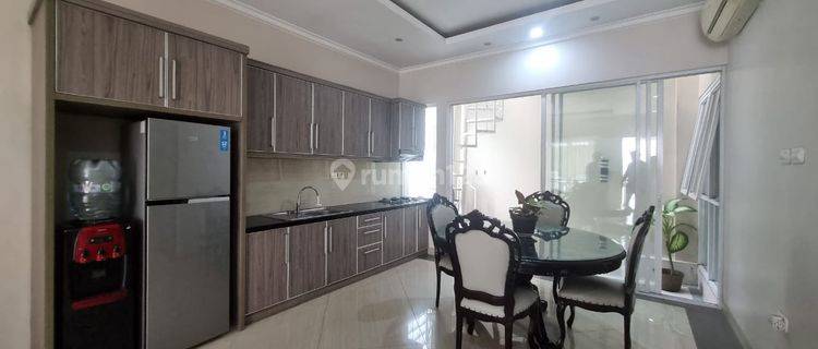 For Rent Rumah Cilandak Lt 130 Lb 300 6 Kt 4 Km SHM 12.24 1