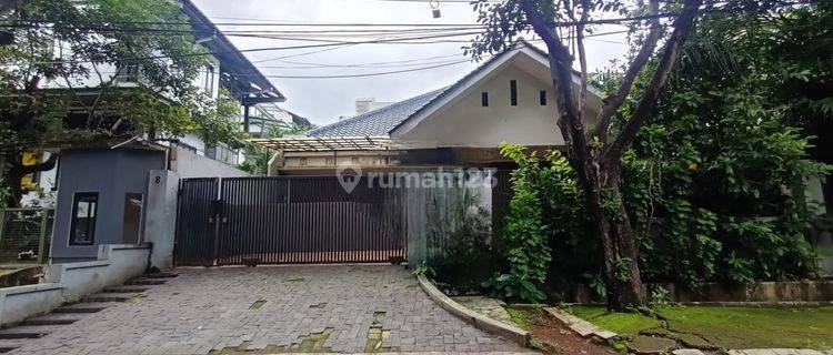 Rumah Bagus Luas Strategis Area Blok M Kebayoran Baru 1