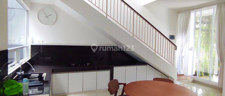 Rumah Bagus 2 Lantai SHM di Discovery Bintaro  1