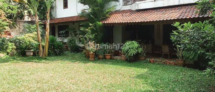 Rumah Lama 2 Lantai di Tarogong, Jakarta Selatan, Murah 1