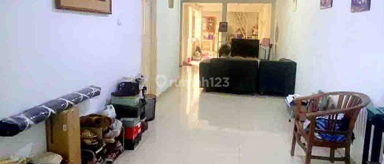 Dijual Rumah Bintaro sektor 4 - Strategis, Harga terbaik 1