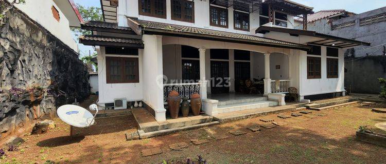 Dijual Rumah terbaik di Komplek PTB Duren Sawit, akses bebas Banjir plus 1 paviliunnya (nego) 1